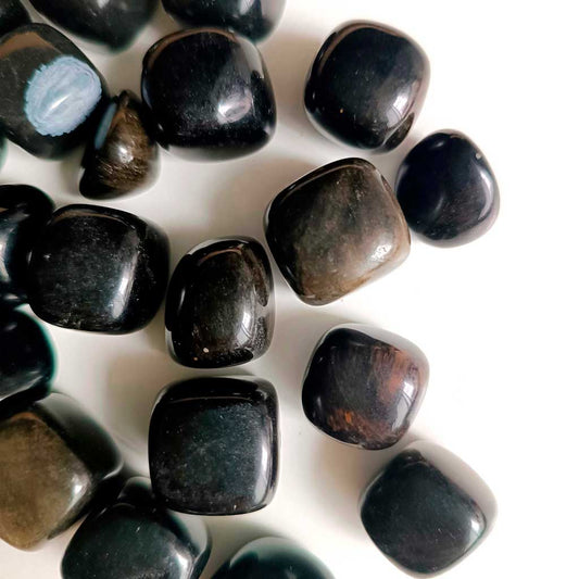 Obsidiana Dorada: El Espejo Brillante del Espíritu