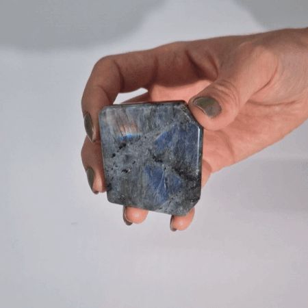 Piedra de Labradorita de Madagascar