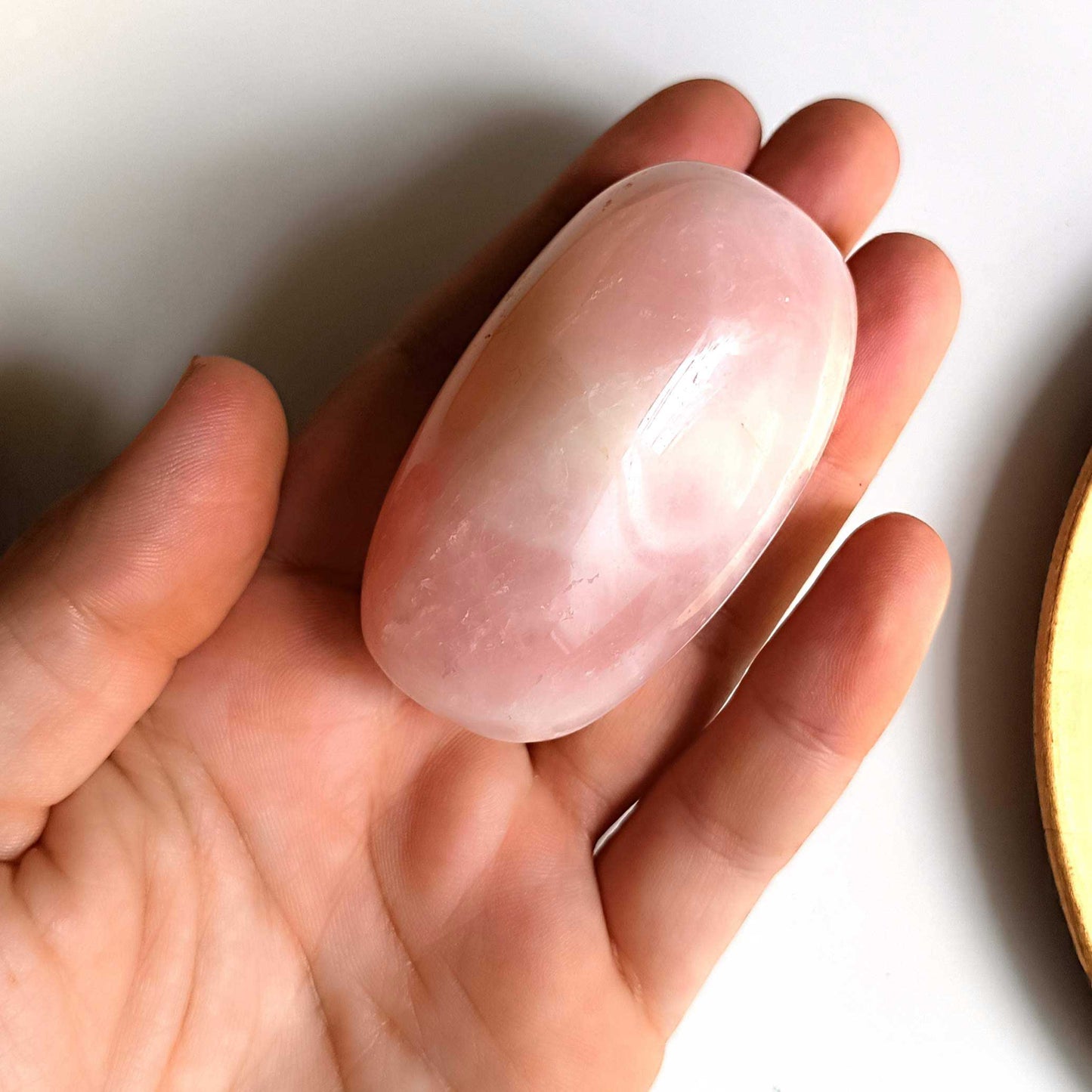 cuarzo-rosa-handstone