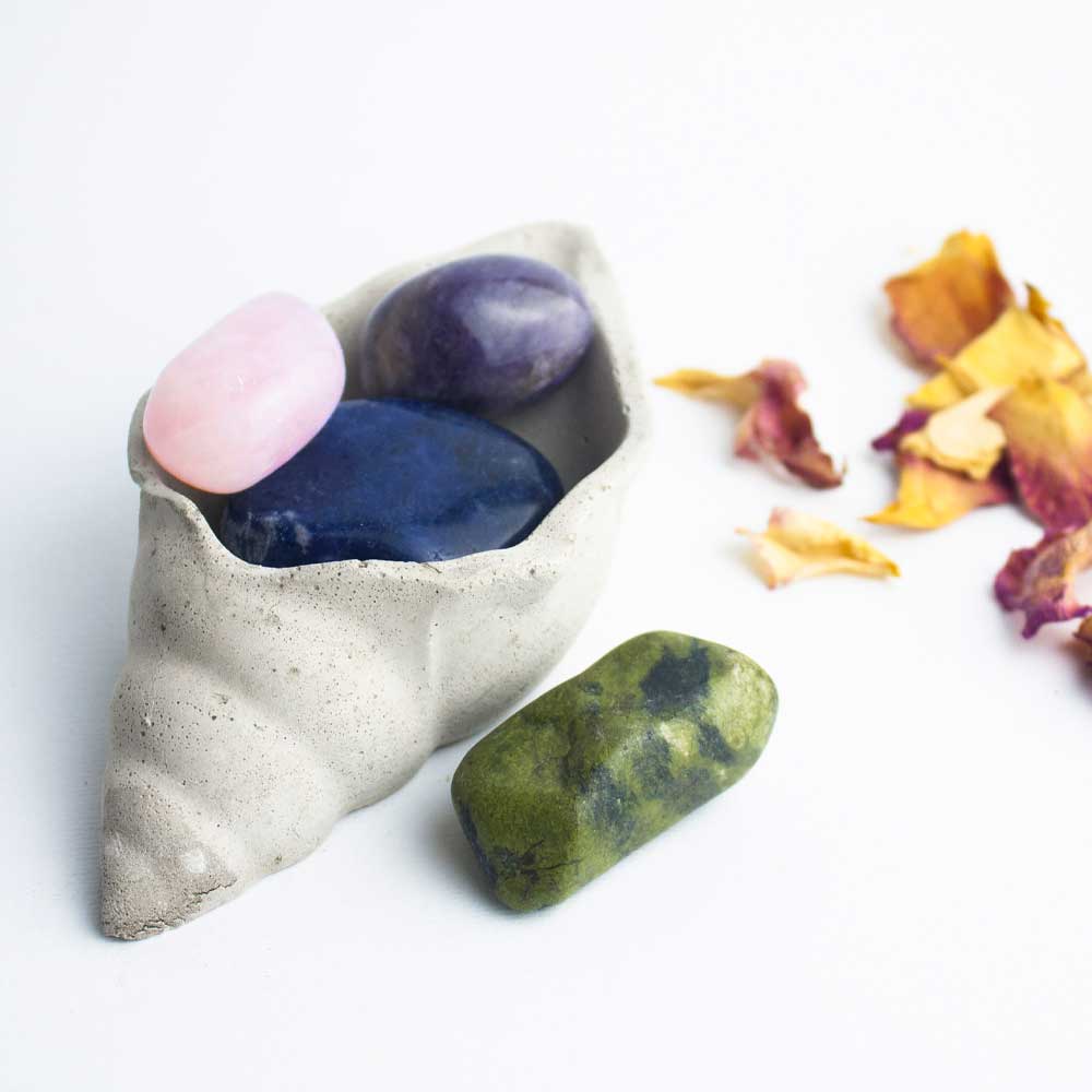 kit-calma-amatista-cuarzo-rosa-nefrita-de-jade-sodalita2