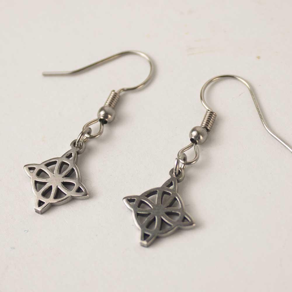 pendientes nudo de bruja
