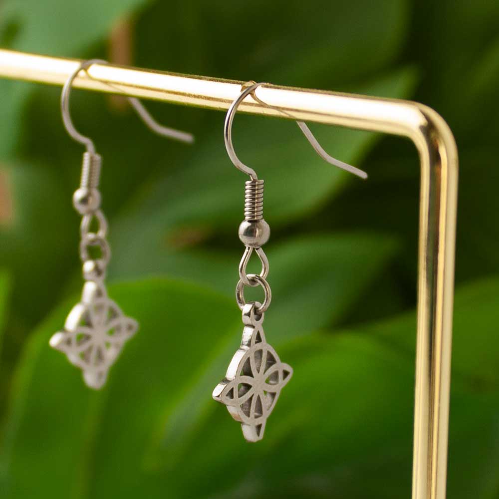 pendientes nudo de bruja