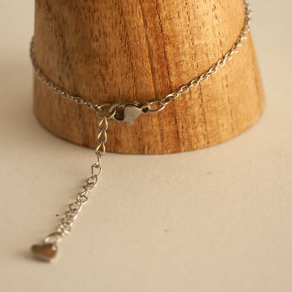Pulsera de Acero con Nudo de Bruja