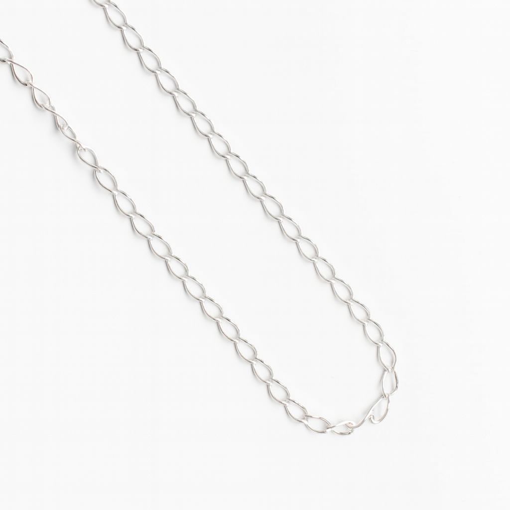 Cadena de plata
