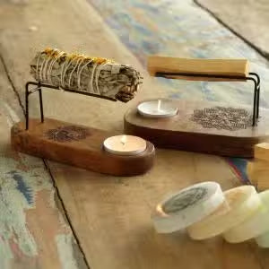 ✨ Dale un respiro a tu energía con el poder del sahumerio y el palo santo