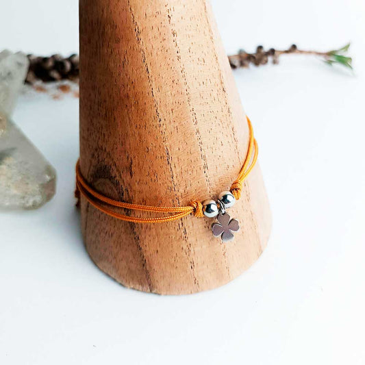 Pulsera-cuerda-ocre-suerte-acero-kibanashop