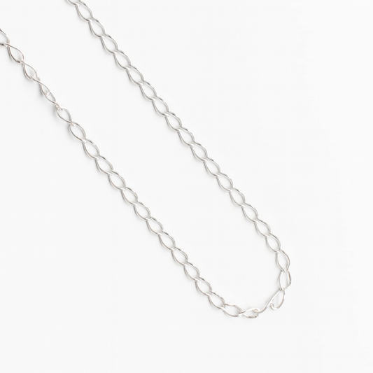 Cadena de plata